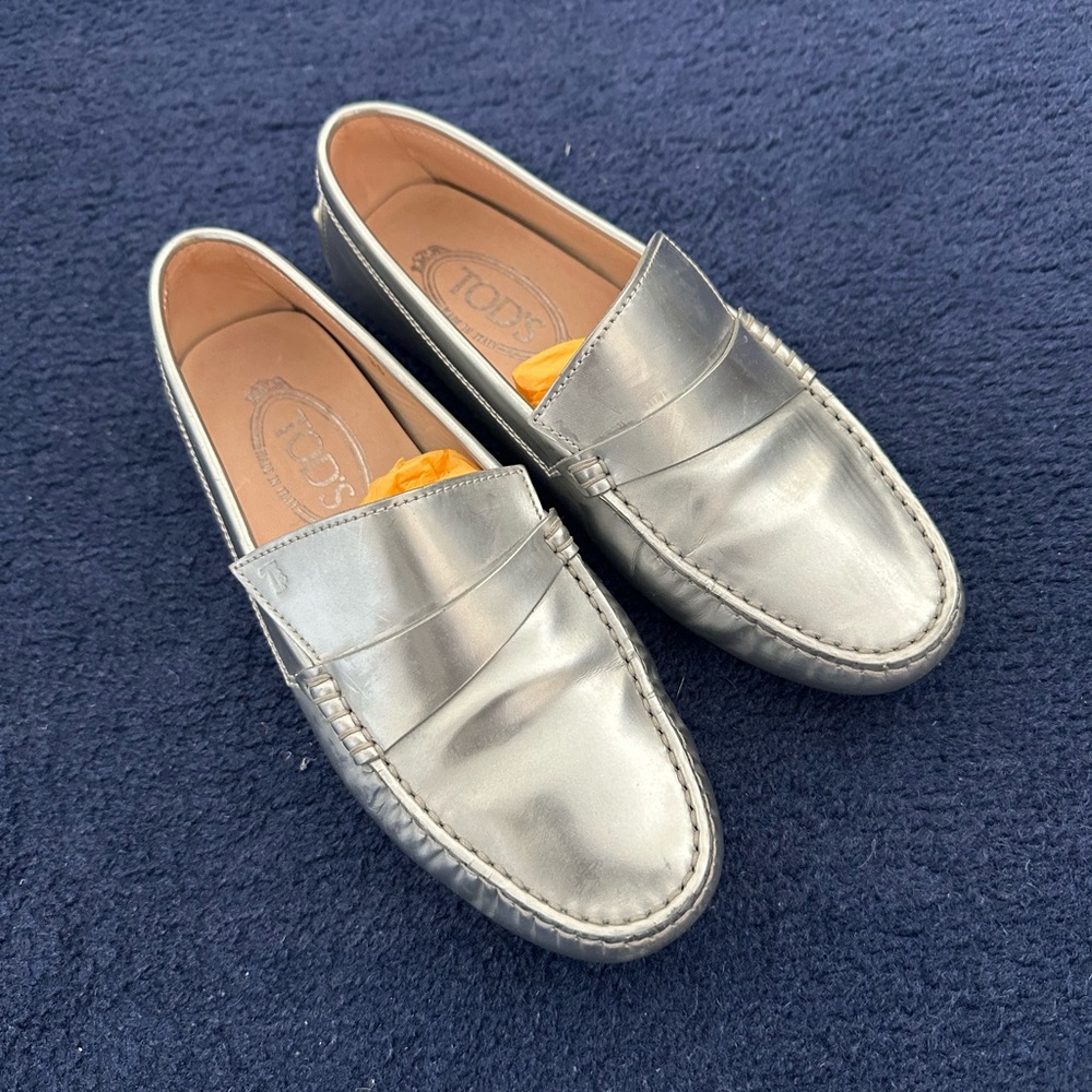 Tod’s Silver Driving Loafers